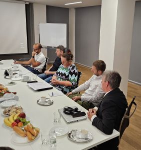cas bim kulatystul di 4