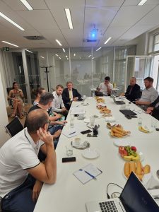 cas bim kulatystul di 9